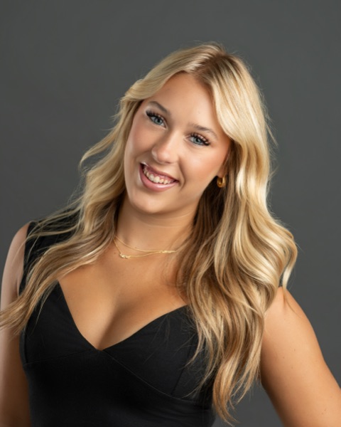 Portrait of Jessica Valine
